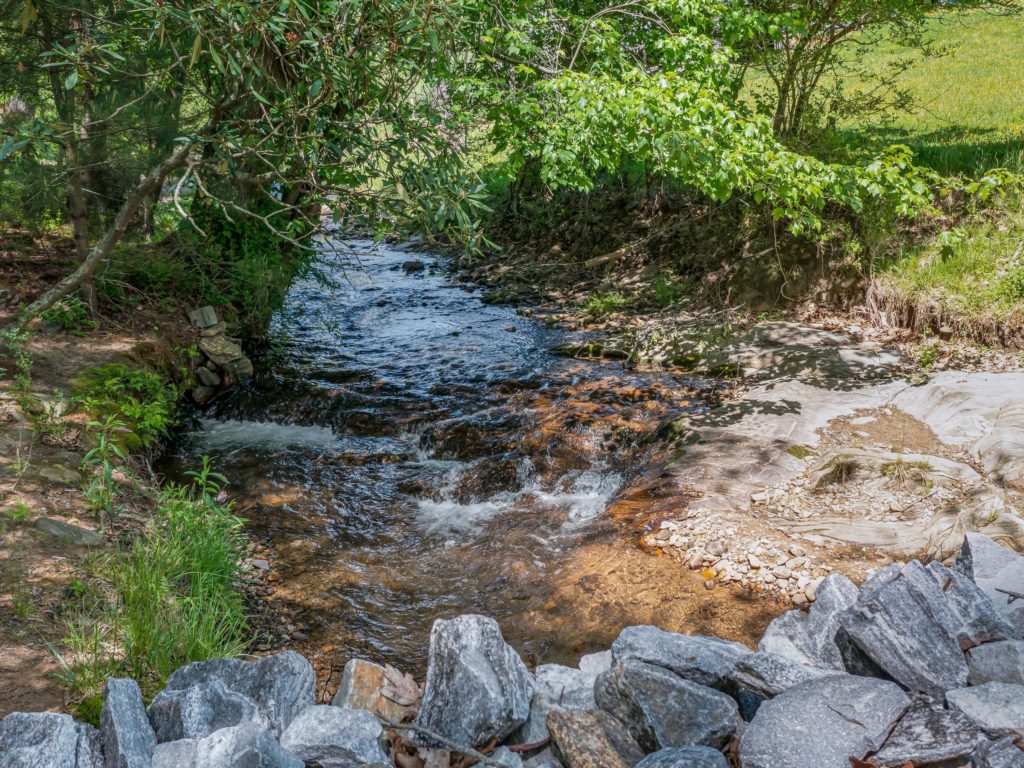 wnc land with creek