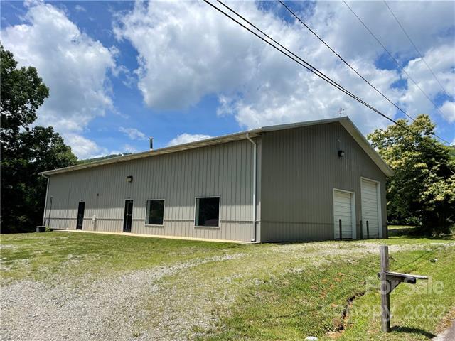 warehouse in Mills River