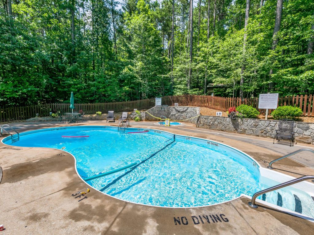 Hidden Lake community amenities pool