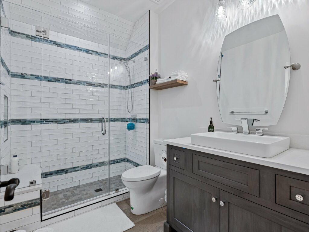 Home for Sale in Asheville's Grove Park Cove beautiful bathrooms