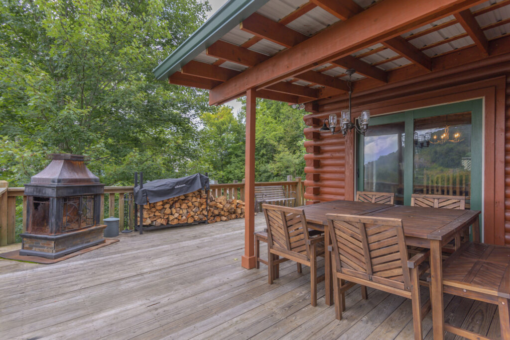beautiful log cabin home for sale near Asheville