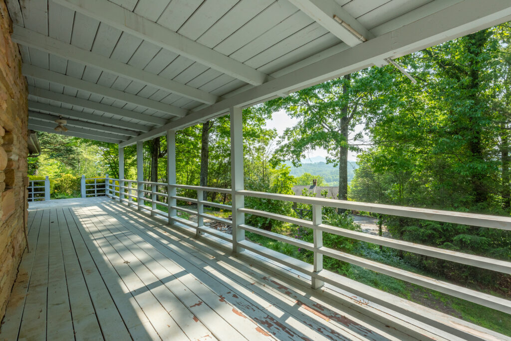 Western North Carolina Golf Course Community Home for Sale