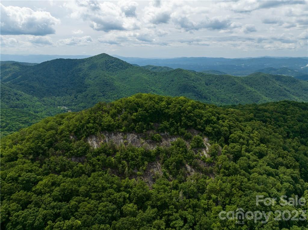 Off-grid land and bunker in Appalachian Mountains