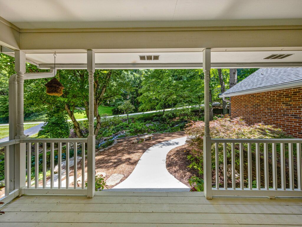 split level home for sale in Hendersonville NC