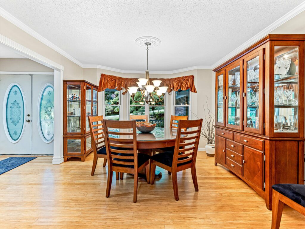 dining room split level home for sale in Hendersonville NC