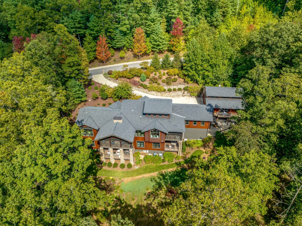 Luxurious Modern Mountain Estate in Asheville's Biltmore Park