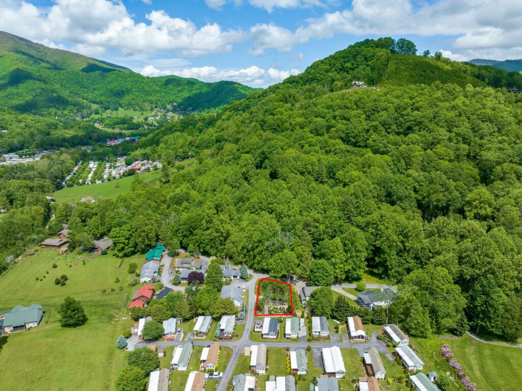 Maggie Valley Building Lot with Mountain Views