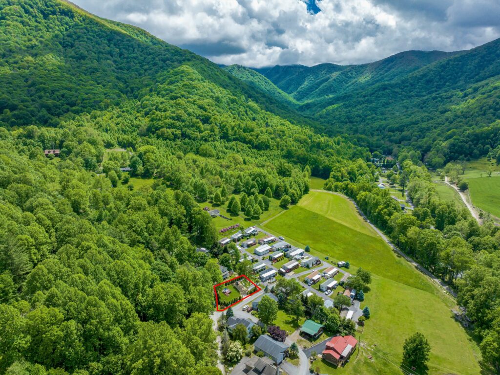 Maggie Valley Building Lot with Mountain Views