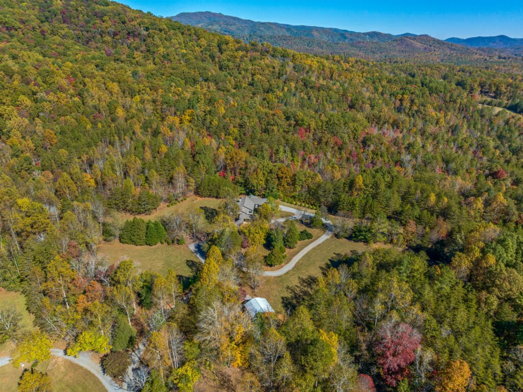 Exceptional Mountain Estate for Sale in Lake Lure