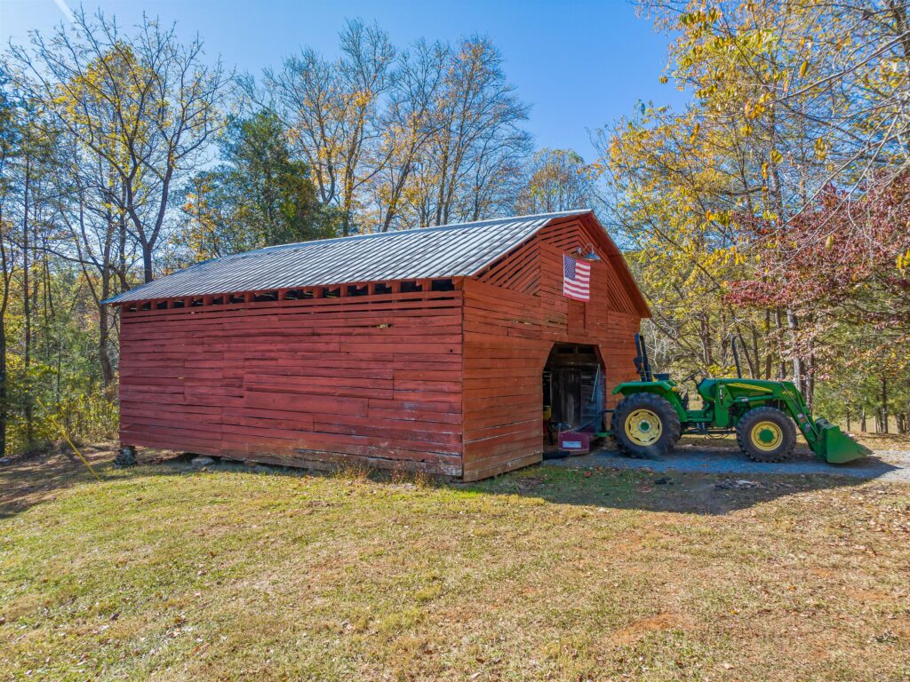 Exceptional Mountain Estate for Sale in Lake Lure with barns