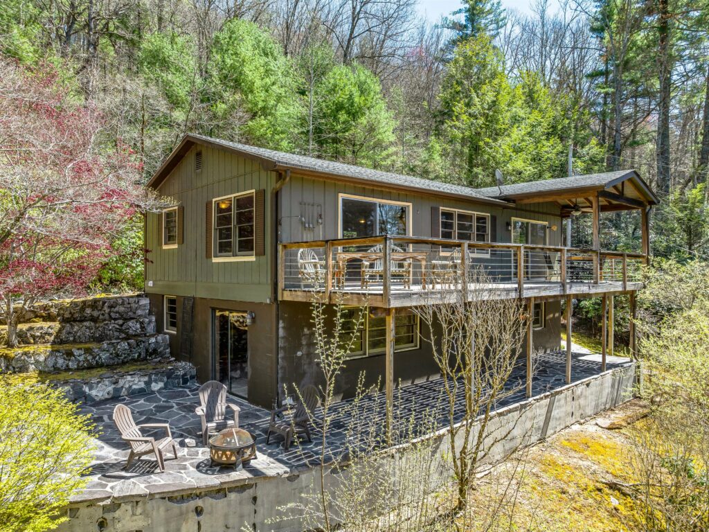 Mountain Home with Views in Highlands/Cashiers
