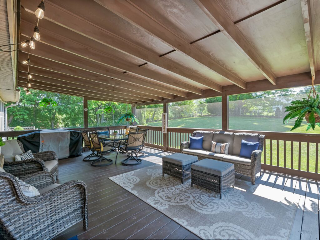 screened in porch Canton nc