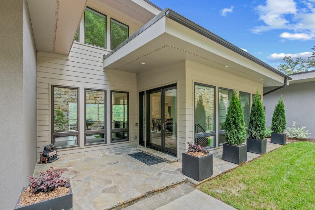 Grove Pointe Cove house for sale in Asheville outdoor areas