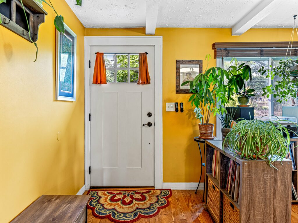 beautiful Asheville cottage for sale