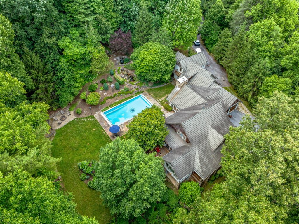 Arts and Crafts Home in South Asheville with pool