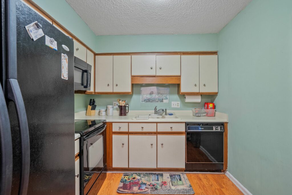 Affordable Condo for Sale Near Downtown Asheville kitchen